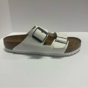 Size 40 white Birkenstock Arizona sandals